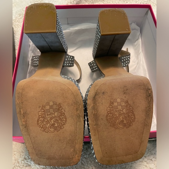 Vince Camuto Pedrana Platform Sandal block heel sleet grey gray faux suede 8 - Picture 14 of 14